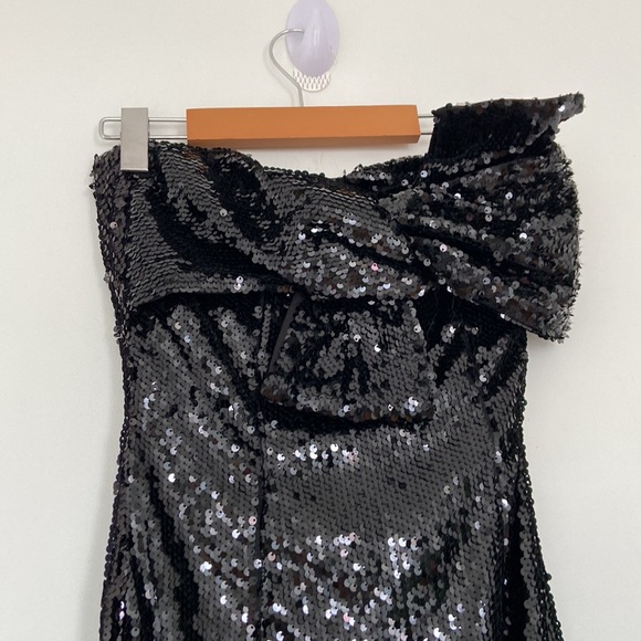 NWT Boohoo black sequin strapless bow midi dress - Picture 4 of 10